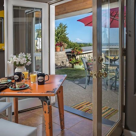 Three Tree Point Bed And Breakfast Burien Bagian luar foto