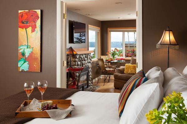 Three Tree Point Bed And Breakfast Burien Bagian luar foto