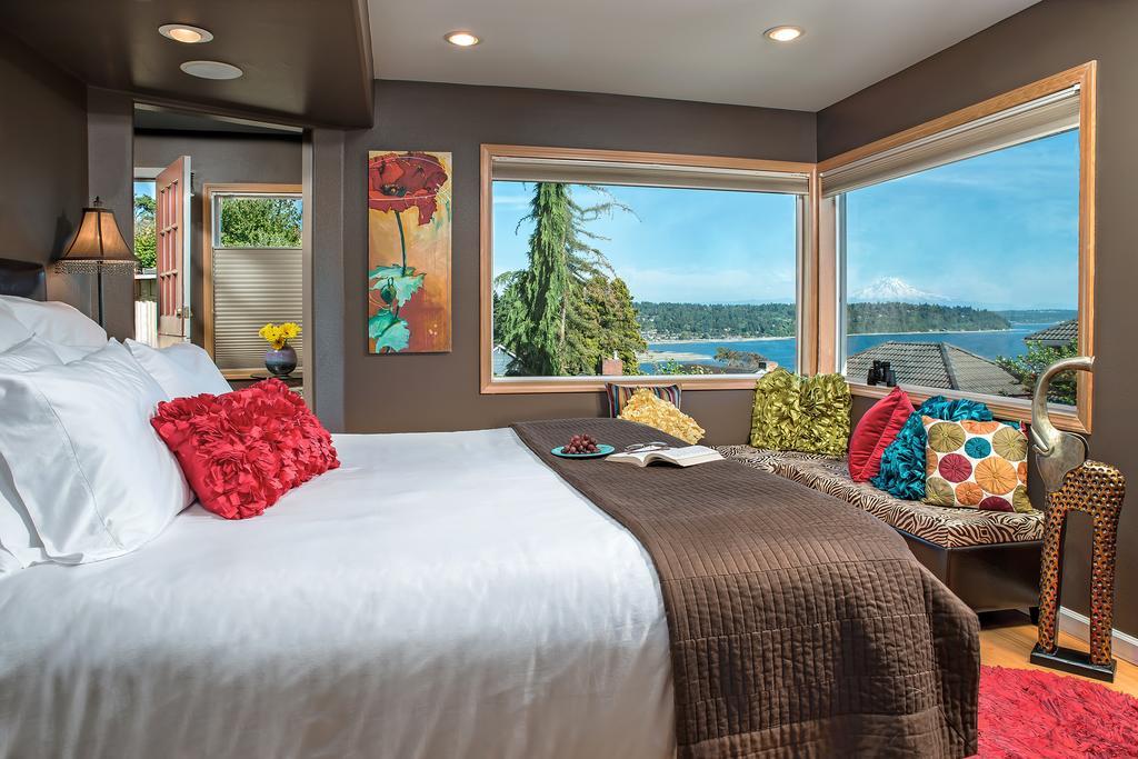Three Tree Point Bed And Breakfast Burien Bagian luar foto